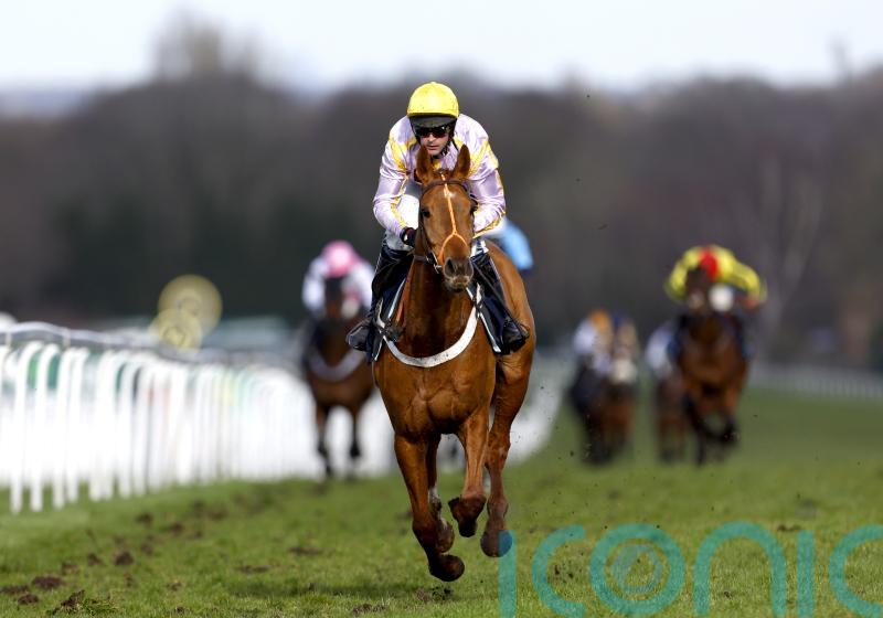 Luccia impresses with Exeter stroll