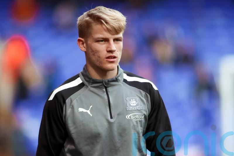 Saxon Earley scores debut goal as Plymouth beat Oxford