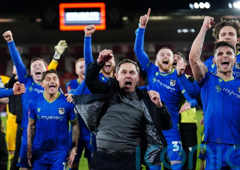 Paul Hurst thought Grimsby fans expecting FA Cup upset at Southampton were &lsquo;mad&rsquo;