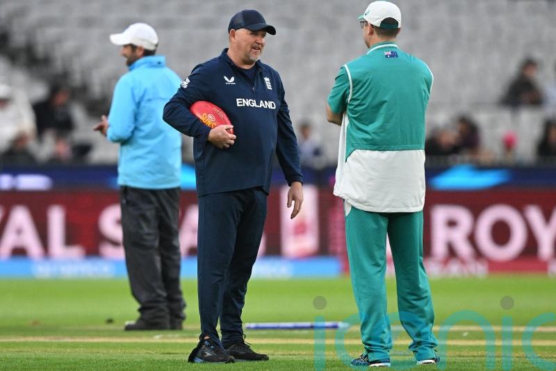 Australian David Saker to return as England fast bowling coach for Ashes