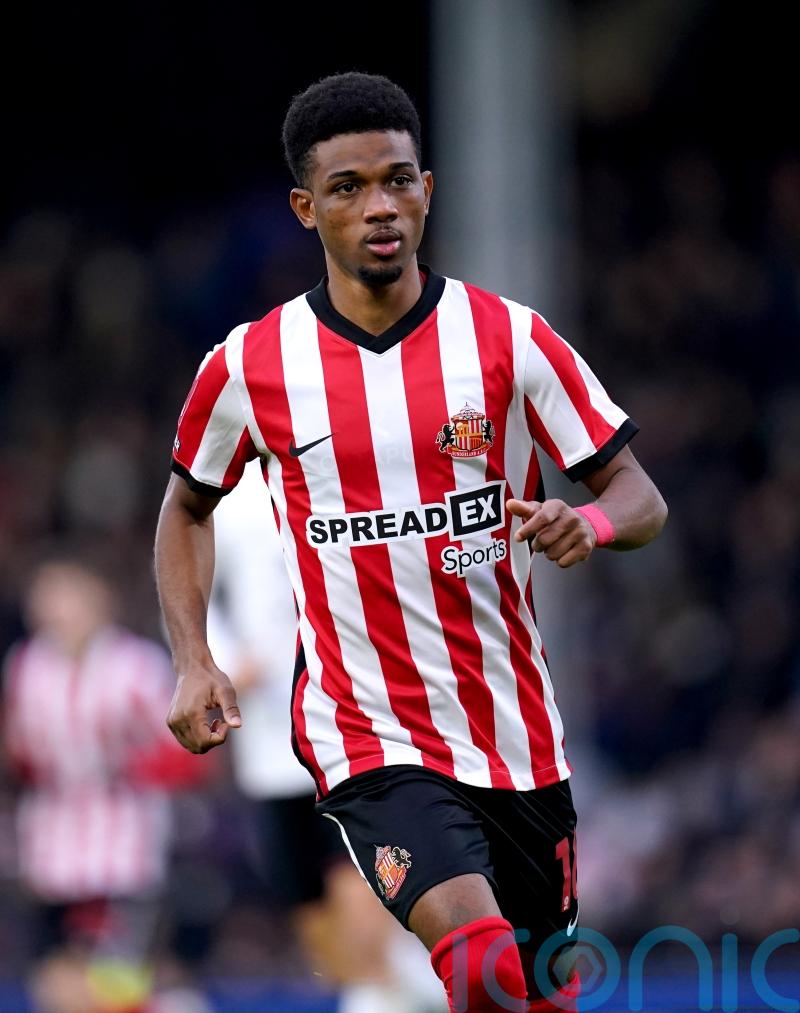 Amad Diallo&rsquo;s late penalty earns Sunderland home draw against Luton