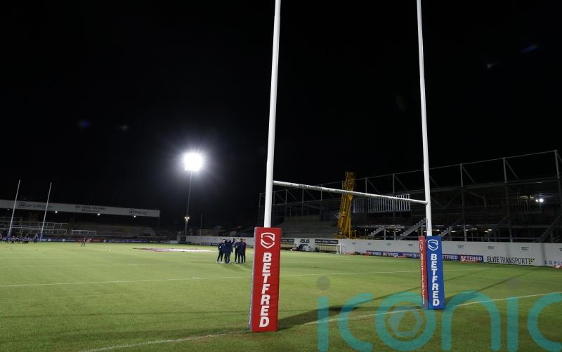 Hull KR had concerns over half of Wakefield&rsquo;s hybrid playing surface
