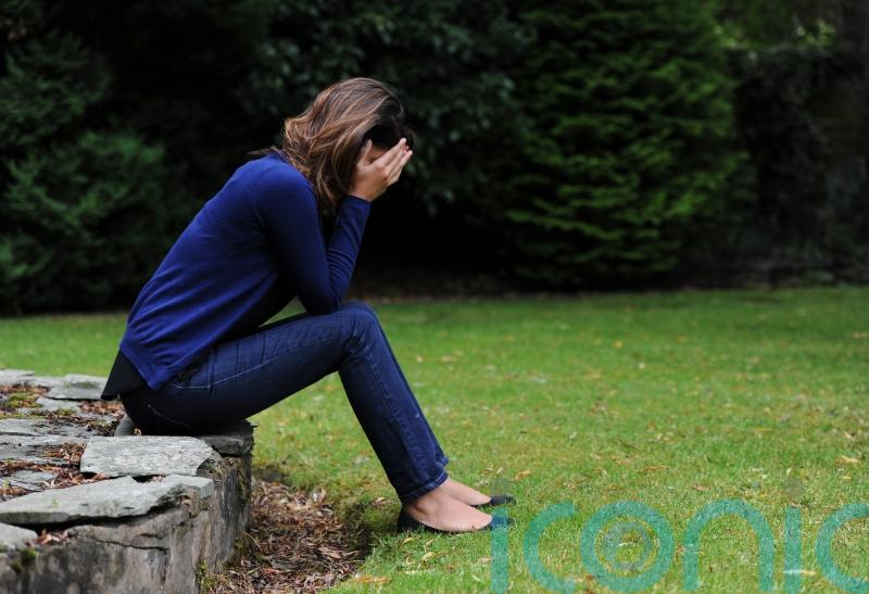 Other people&rsquo;s body odour can help treat social anxiety, study finds