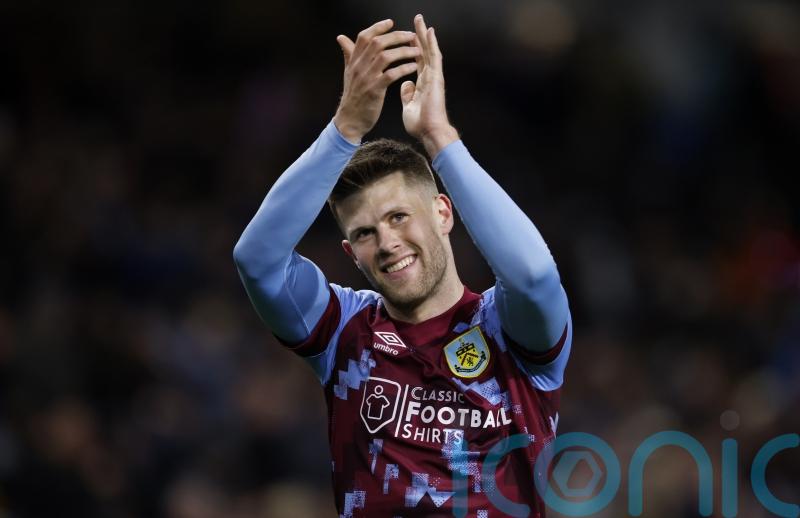 Johann Berg Gudmundsson bags brace as Burnley close in on Championship title