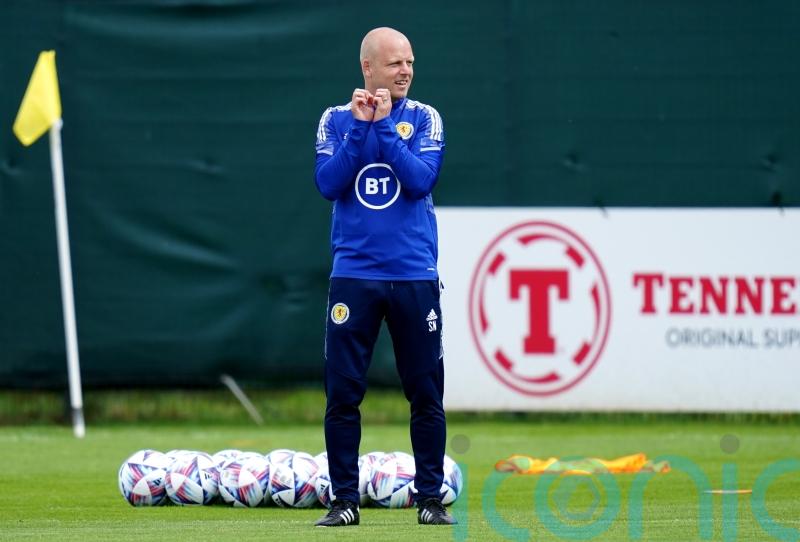 Steven Naismith vows to do his best for Hearts with Robert Snodgrass set to exit