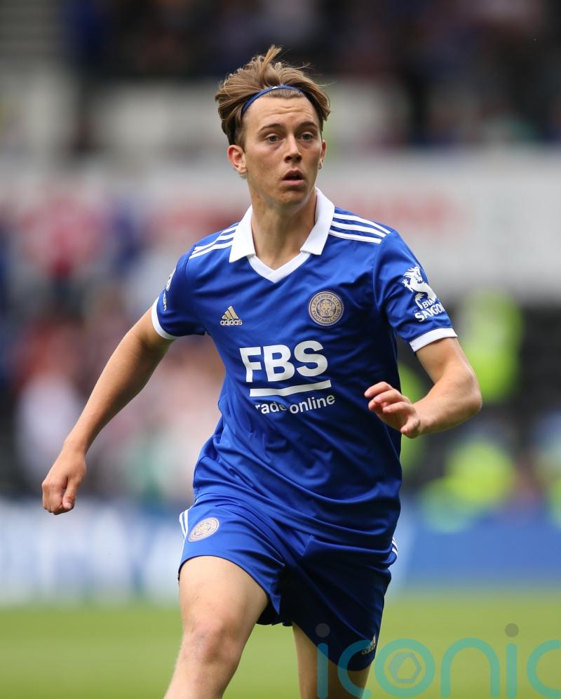 Callum Wright scores last-gasp winner as Plymouth manage to stay top