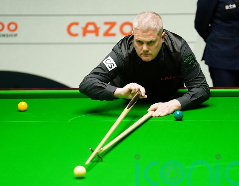 Robert Milkins holds nerve to beat Joe Perry in final-frame decider