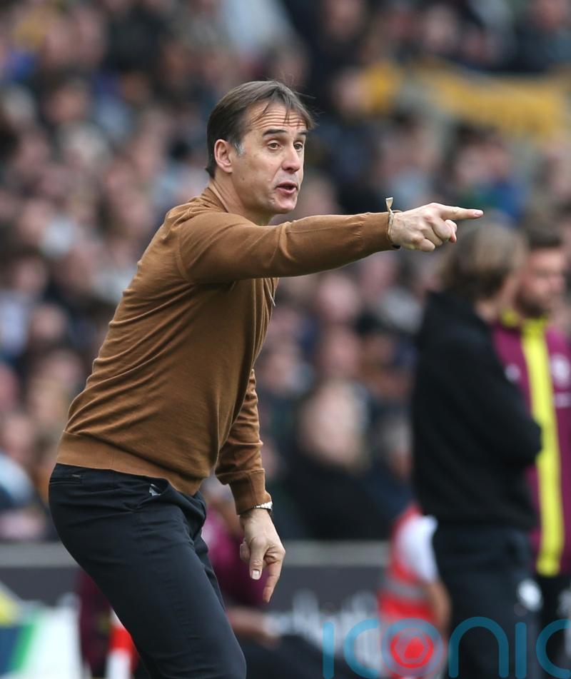 Julen Lopetegui takes no chances with Wolves&rsquo; safety despite recent improvement