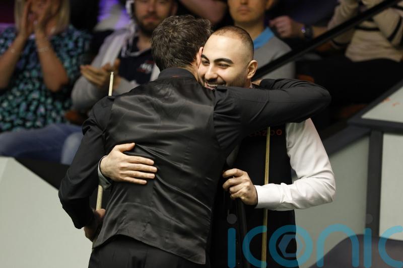 Ronnie O&rsquo;Sullivan has a hug for Hossein Vafaei after crushing &lsquo;grudge match&rsquo; win