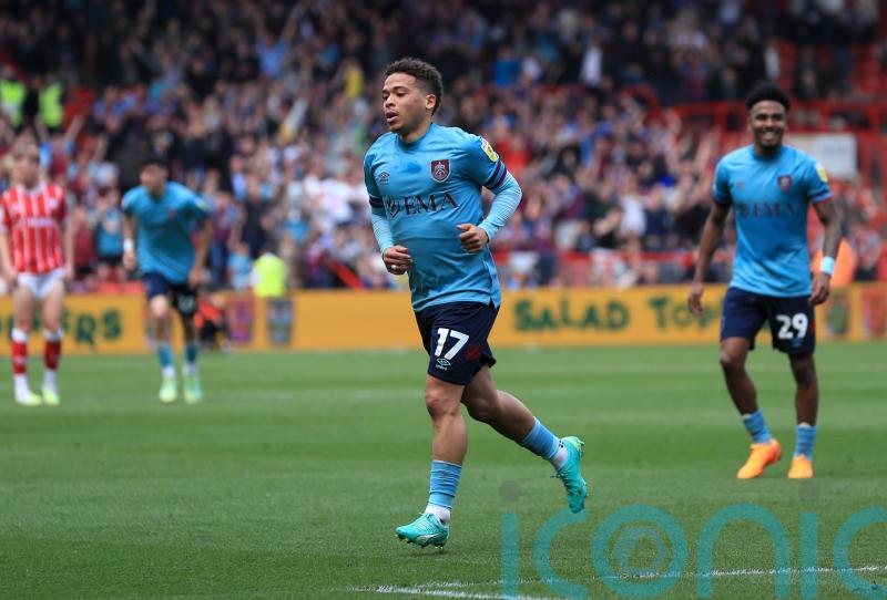 Vincent Kompany demands more of Burnley&rsquo;s Manuel Benson after another great goal