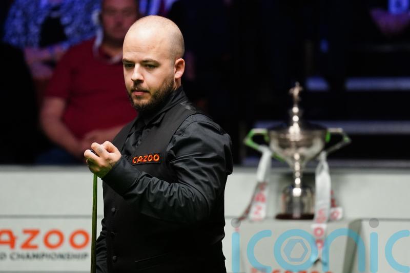 Luca Brecel opens up five-frame lead over Mark Selby in World Championship final
