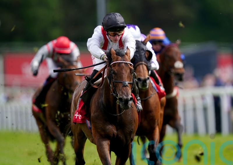 Hamish joins an elite club with successful Ormonde Stakes defence