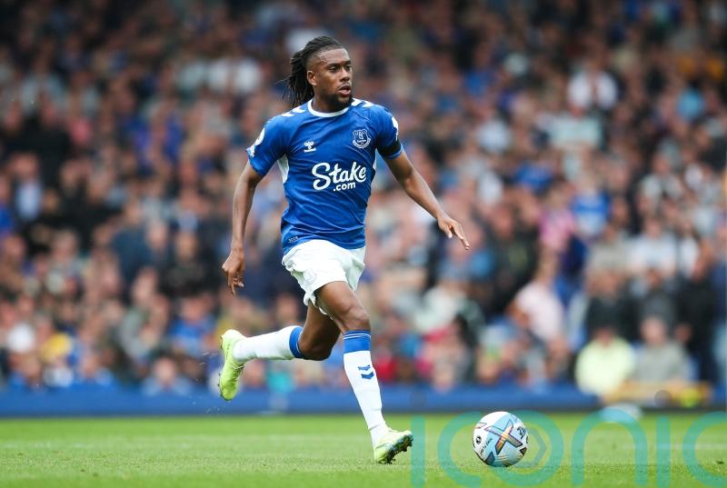 Alex Iwobi targets maximum haul from Everton&rsquo;s crucial last two games