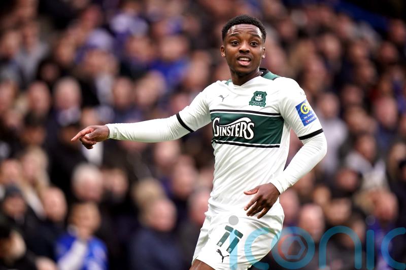 Blackburn sign striker Niall Ennis on free transfer from Plymouth