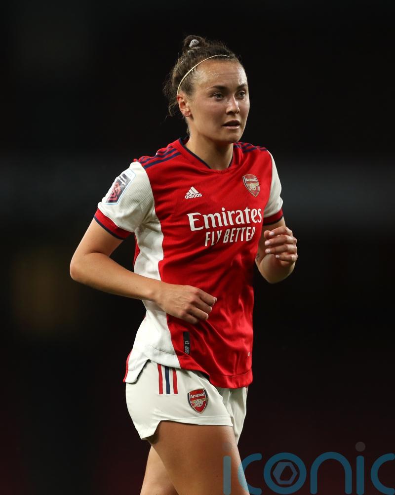Caitlin Foord signs new Arsenal contract