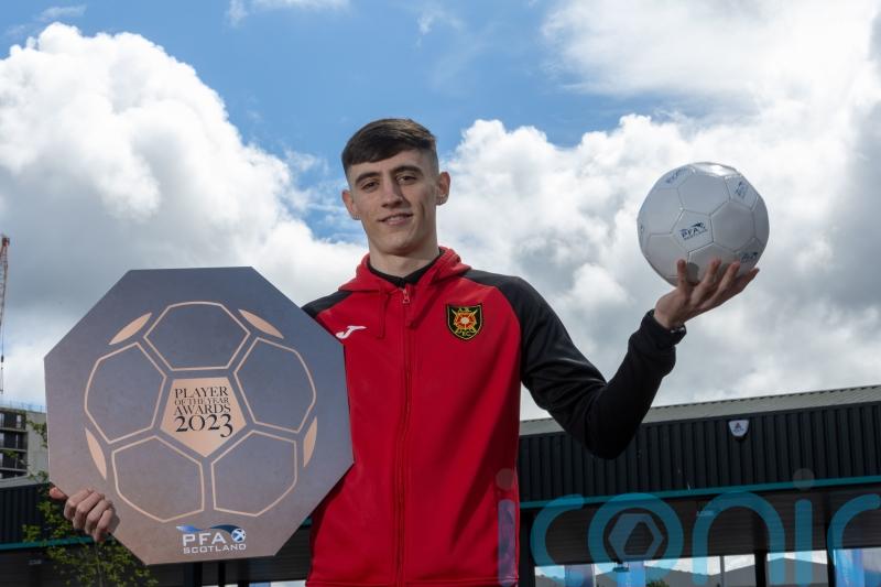 Dundee bring in Charlie Reilly from Albion Rovers on two-year deal