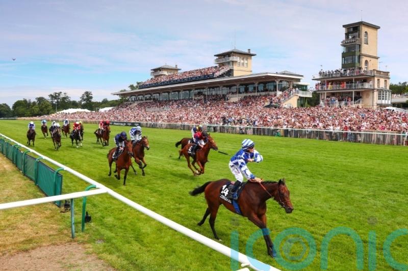 Blue Rose Cen underlines star status with Diane strike