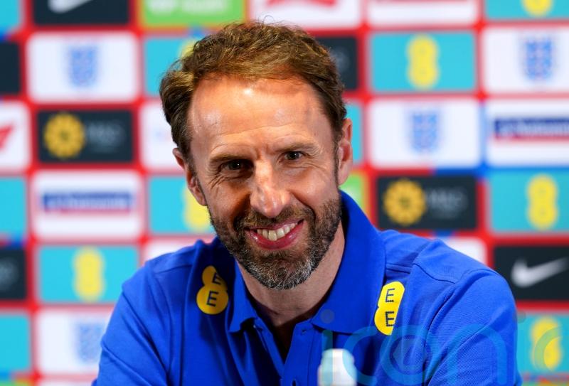 Gareth Southgate advises England players not to be stressed by transfer talk