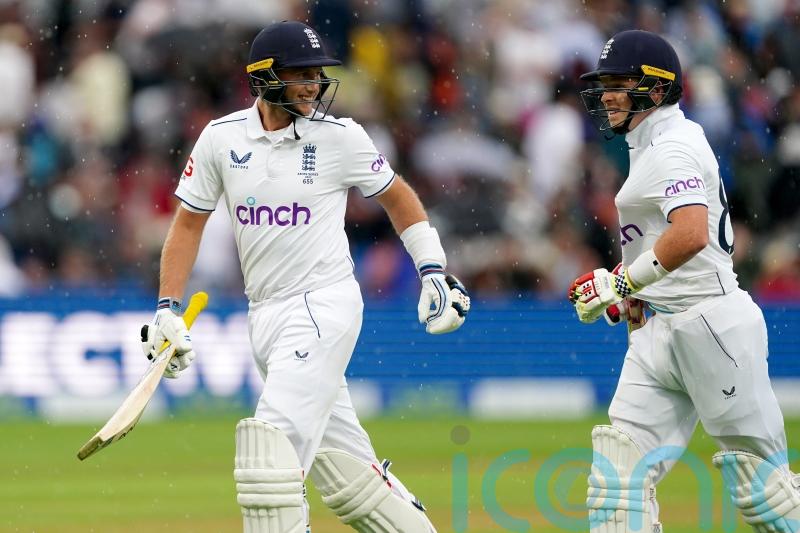 Day four of first Ashes Test: England seek match-winning lead