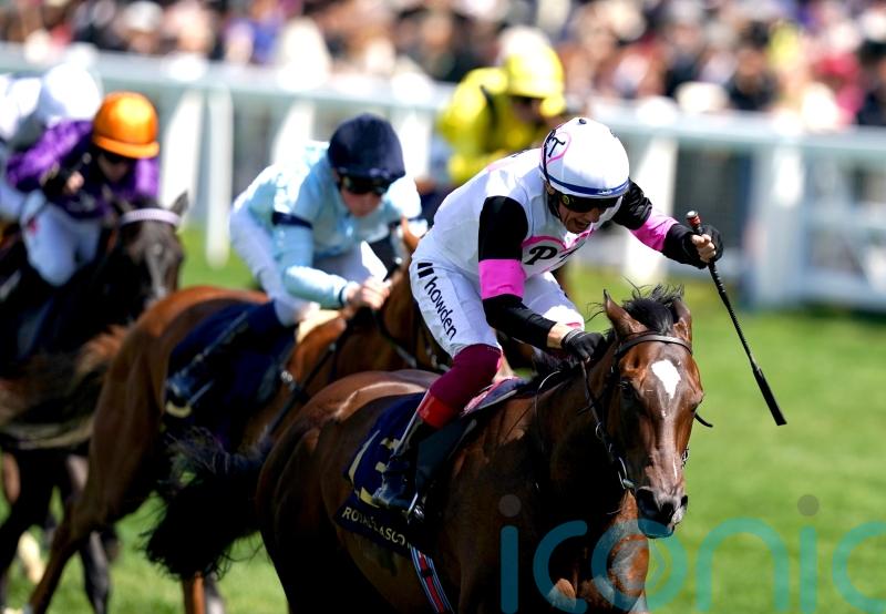 Dettori lands 80th Royal Ascot win with Porta Fortuna