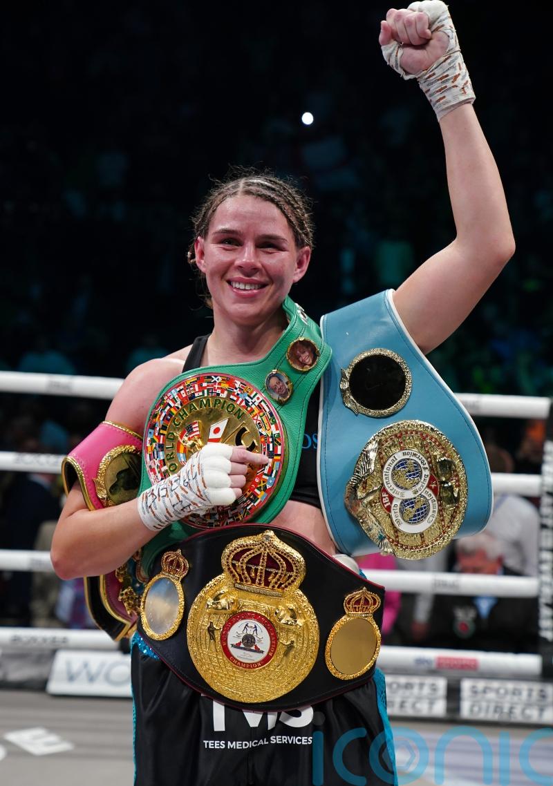 Savannah Marshall beats Franchon Crews-Dezurn for undisputed title