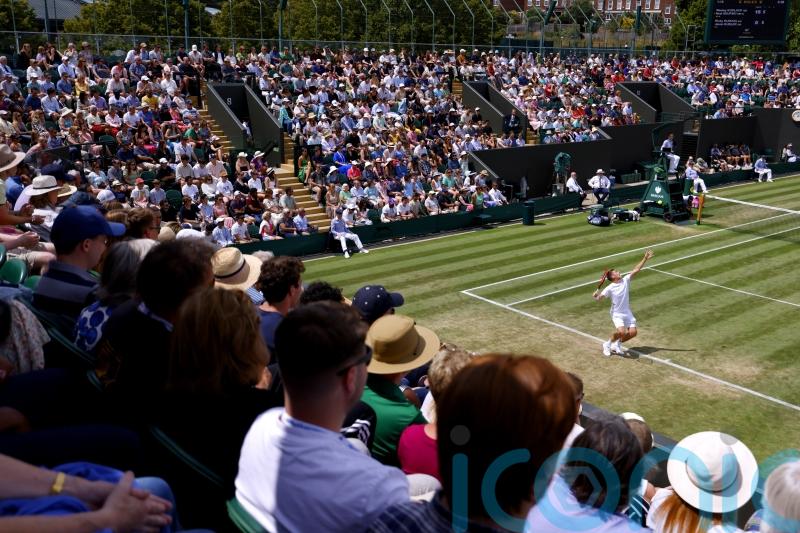 Fans and players gear up for Wimbledon quarter-finals