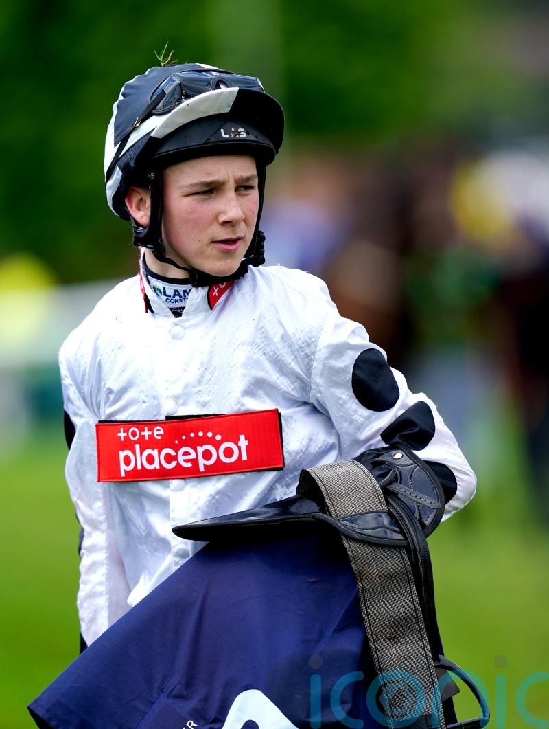 Loughnane hoping for swift return from thumb injury