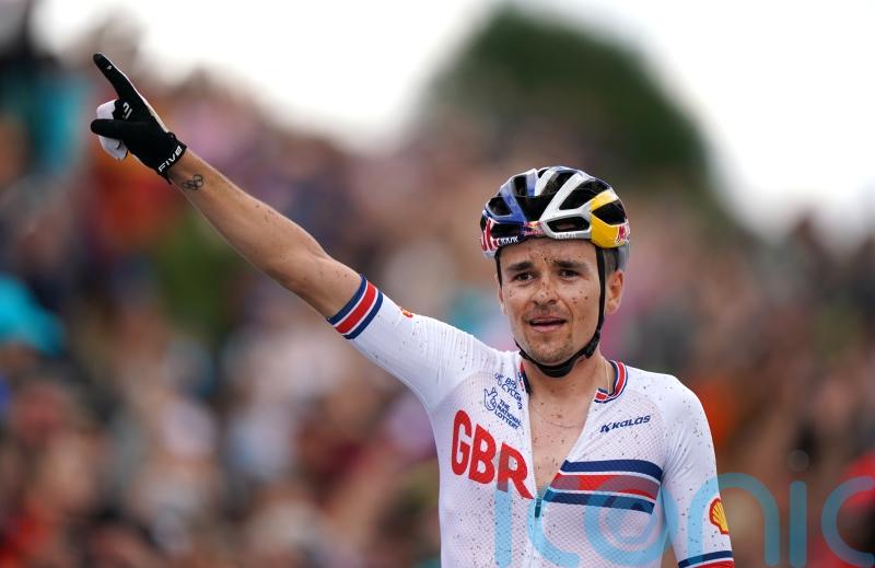 Tom Pidcock says he is an &lsquo;outsider&rsquo; on mountain bike circuit