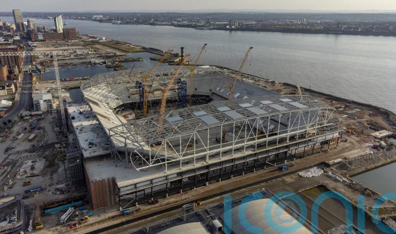 Worker, 26, dies after being injured at Everton&rsquo;s new stadium