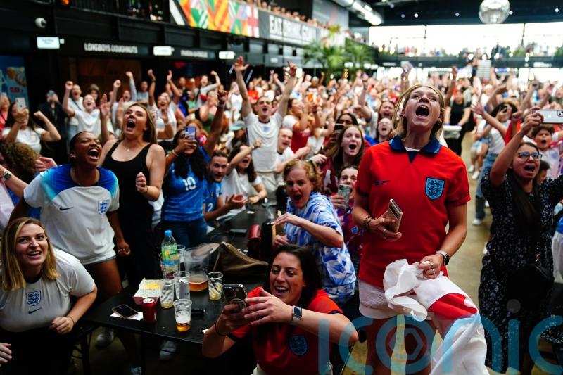 Relax opening and alcohol rules for Lionesses&rsquo; final, say pub bosses