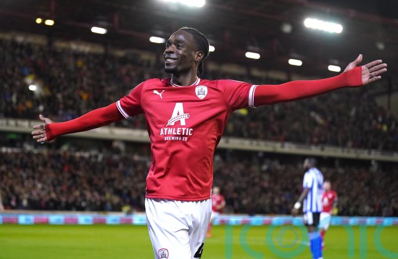 Barnsley back to winning ways against 10-man Wigan