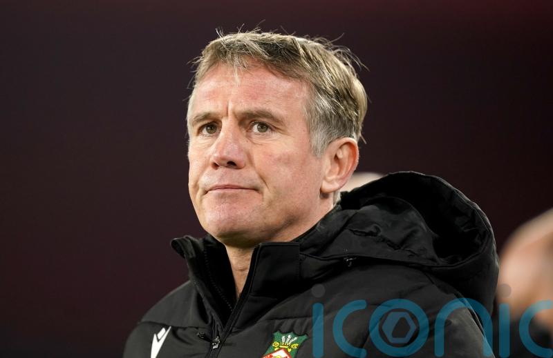 Phil Parkinson seethes at &lsquo;nothing&rsquo; penalty as Bradford knock out Wrexham