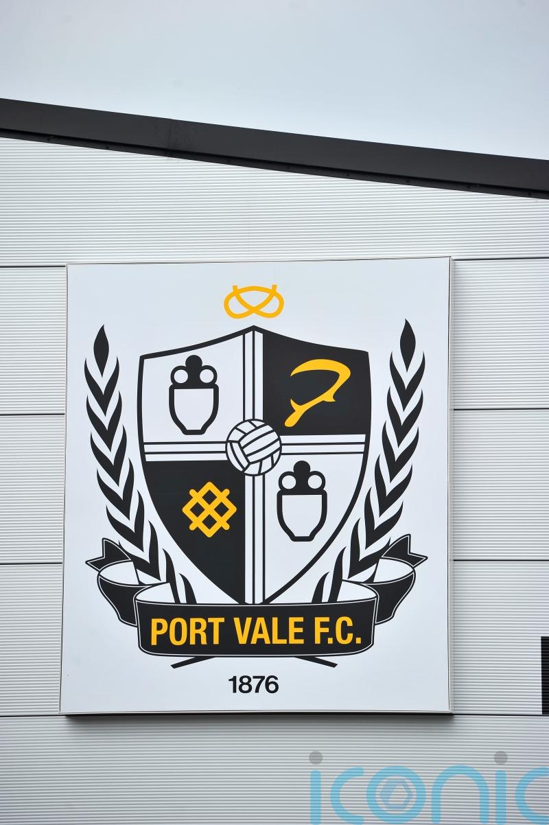 Alfie Devine penalty earns Port Vale dramatic win over nine-man Oxford