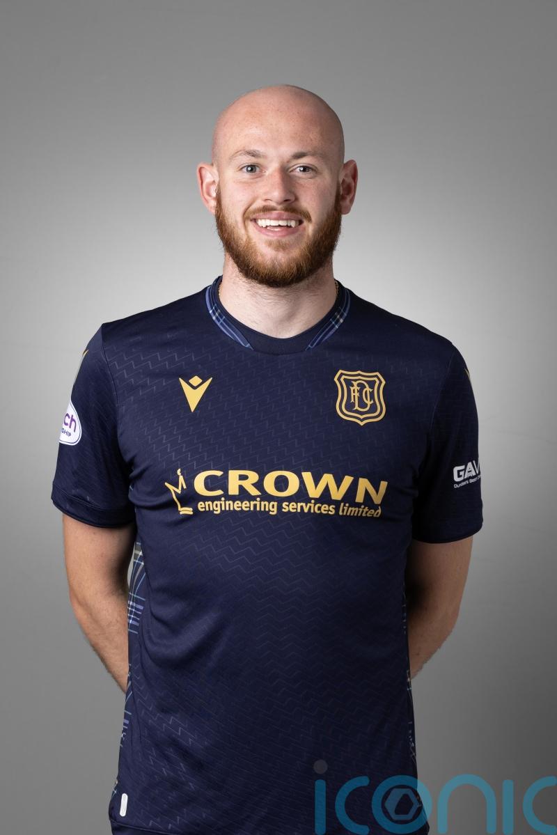 Zak Rudden strikes late to earn point for 10-man Dundee