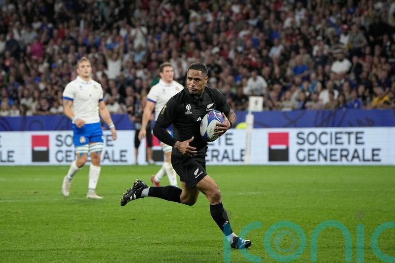 New Zealand close on World Cup quarter-final spot with 14-try mauling of Italy