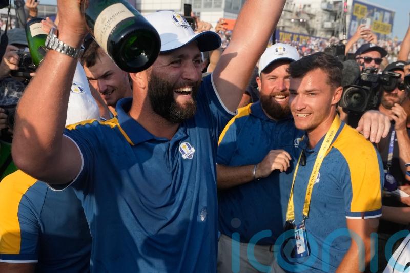 Ryder Cup live &ndash; Europe fend off Team USA fightback to regain Ryder Cup in Rome