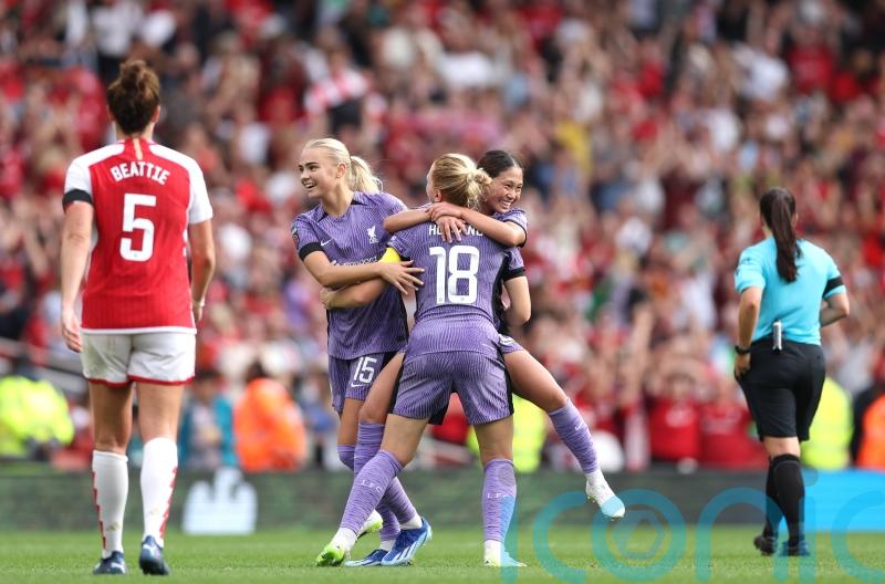 Liverpool beat Arsenal in front of record WSL crowd as Man Utd grab late winner