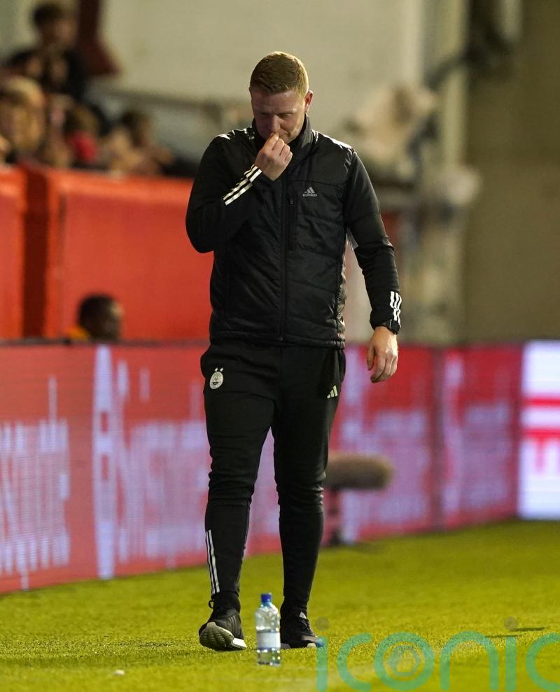 Barry Robson frustrated by VAR and Dons&rsquo; first-half display in St Johnstone draw