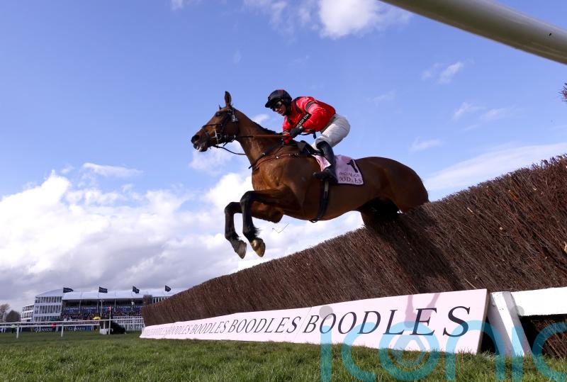 Ahoy Senor and Apple Away pencilled in for Wetherby return