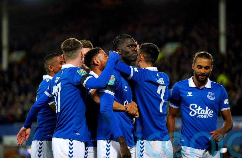 Everton earn fitting win at Goodison Park as Bill Kenwright is remembered