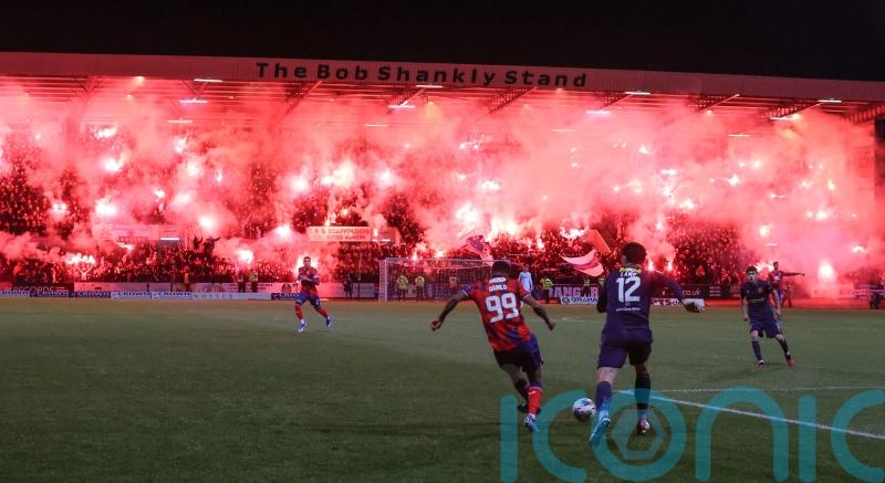 Rangers light up Dundee with crushing victory