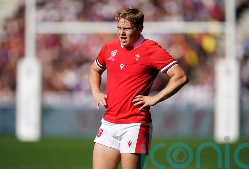 Wales&rsquo; Sam Costelow out until new year with shoulder and hamstring injuries