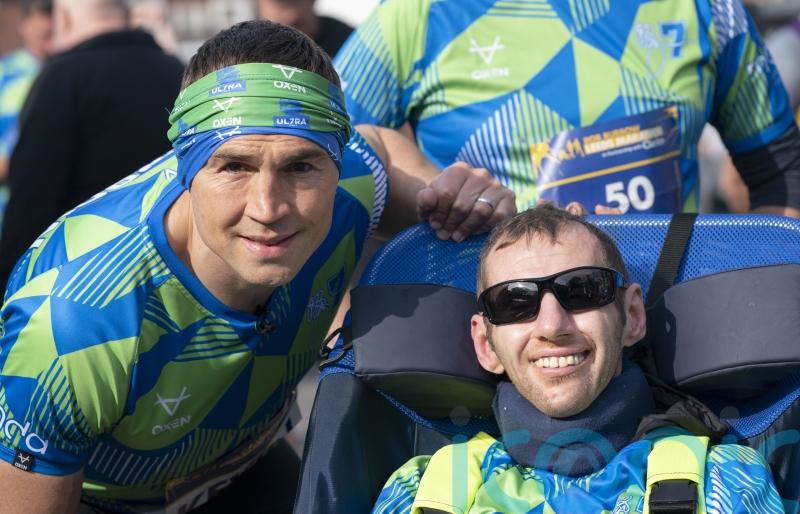 Kevin Sinfield to run seven ultramarathons in support of Rob Burrow