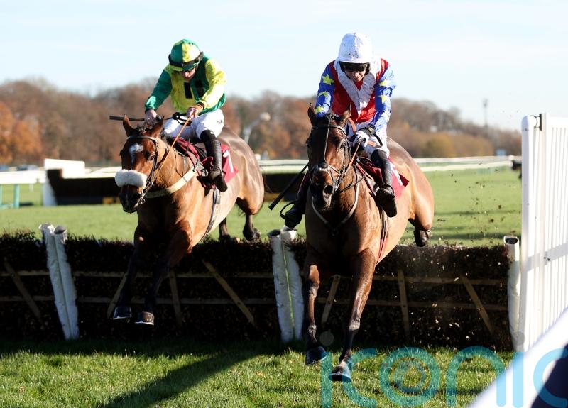 Kamsinas on course for trip to Aintree