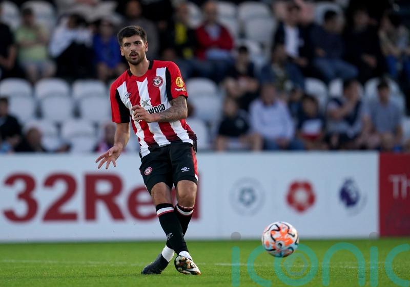Tristan Crama&rsquo;s own goal snatches point for Leyton Orient at Bristol Rovers