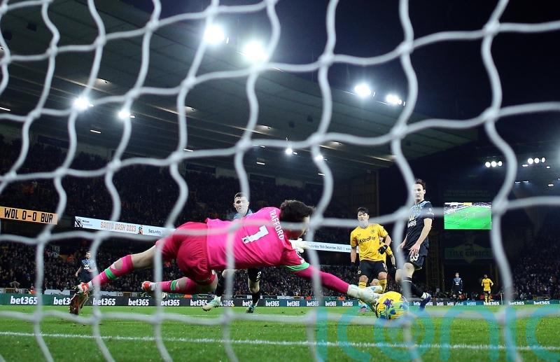 Gary O&rsquo;Neil hails &lsquo;very impressive&rsquo; Wolves match-winner Hwang Hee-chan