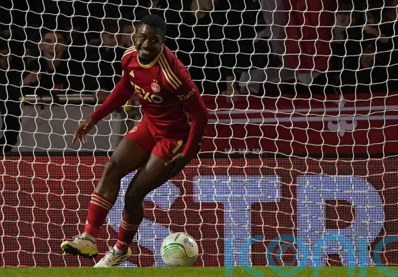 Aberdeen stun Eintracht Frankfurt to finish European campaign in style