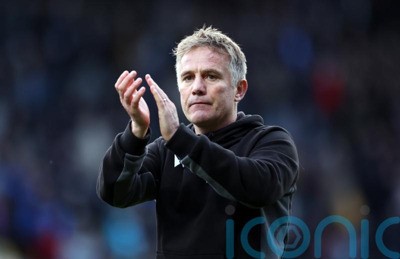 Phil Parkinson hails &ldquo;colossus effort&rdquo; as 10-man Wrexham edge past Colchester