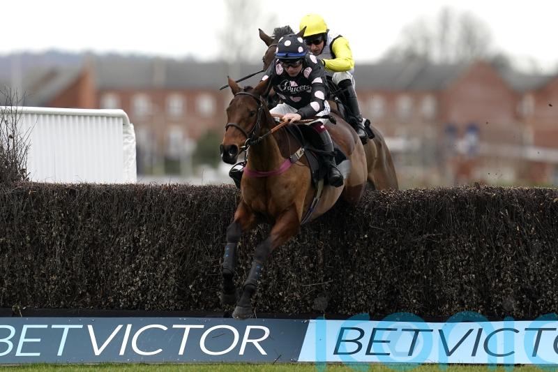 Pink Legend strikes Newbury Listed gold