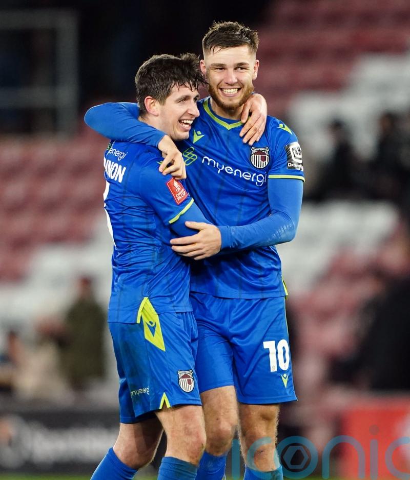 John McAtee scores brace as Barnsley win at Port Vale